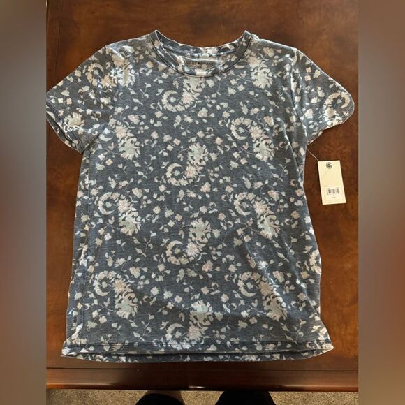 Lucky Brand Women's Floral Paisley Burnout Tshirt NWT Size Medium - Picture 2 of 13